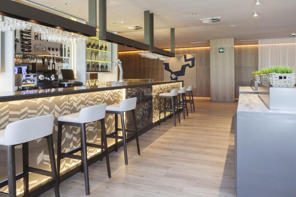 Ac Hotel Diagonal L'Illa By Marriott Barcelona Exterior foto